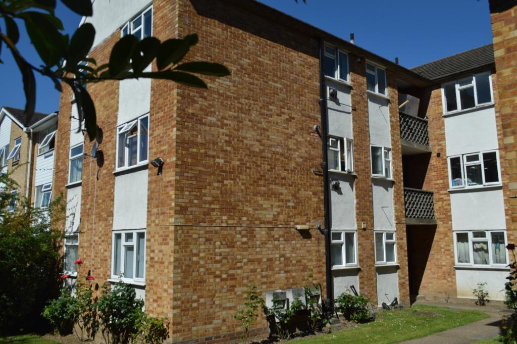 Edgeworth Road, Barnet, Barnet, London, EN4 9AB