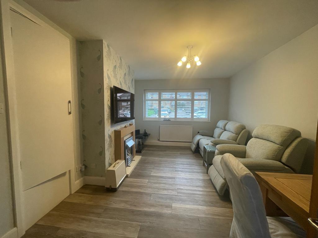 Basing Way, Finchley, London, N3 3DA